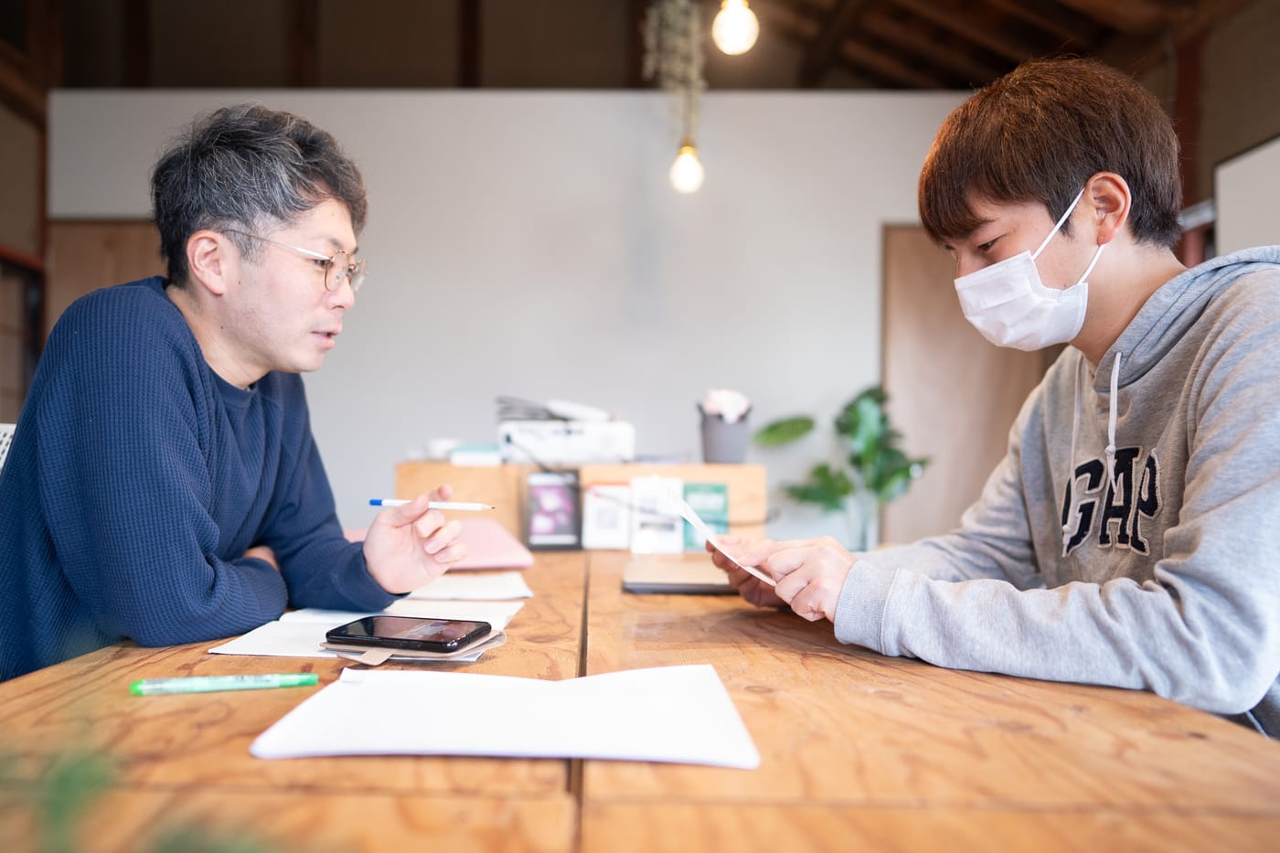お一人おひとりの「めんどくさい」を対面で聞き、その場で形にするようす